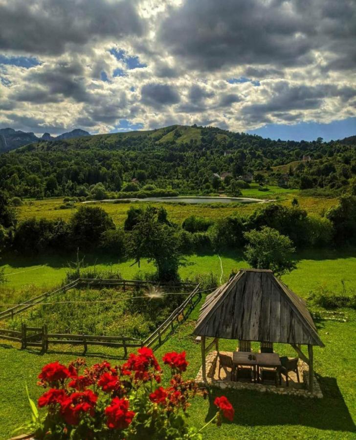 Eco Village Nevidio Poscenje Esterno foto